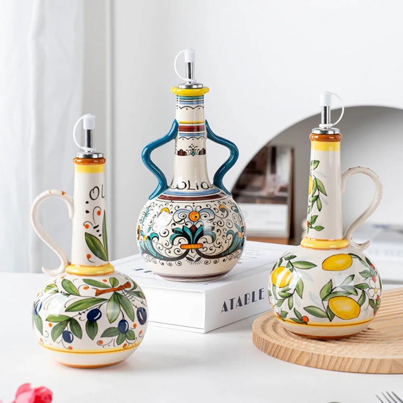 Kitchen Appliances And Utensils - Ceramiczna butelka na olej, butelka na